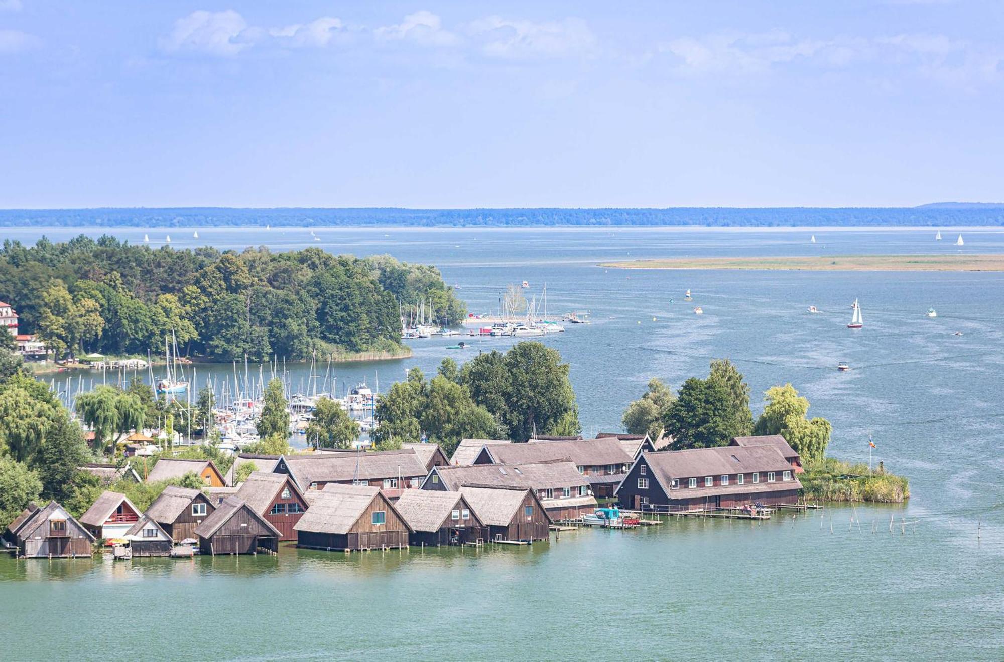 Kranichrast Am Roebeler Stadthafen Exterior foto